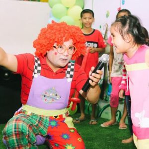 chú hề hoạt náo đa dạng