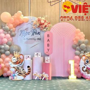 Trang trí sinh nhật bé gái tuổi hổ